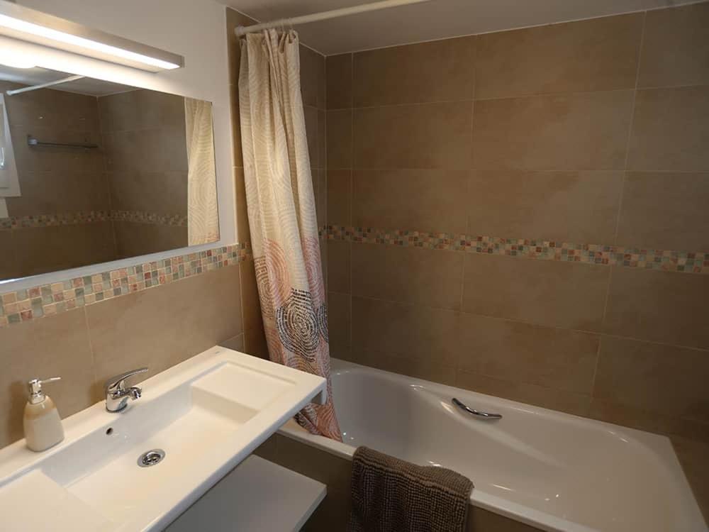Villa Marina Calan Blanes 卡拉恩弗卡特 外观 照片